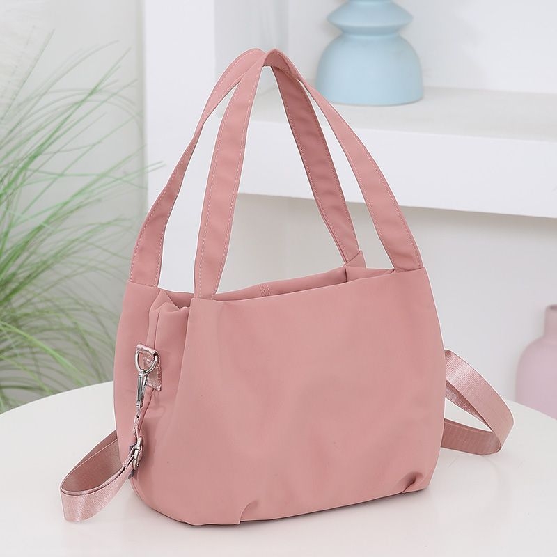 Nylon keresztbody táska – könnyű, nagy kapacitású, modern minimalista stílus