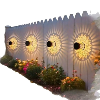 Соларна железна стенна лампа в минималистичен модерен стил за външни пространства и балкон — декор.