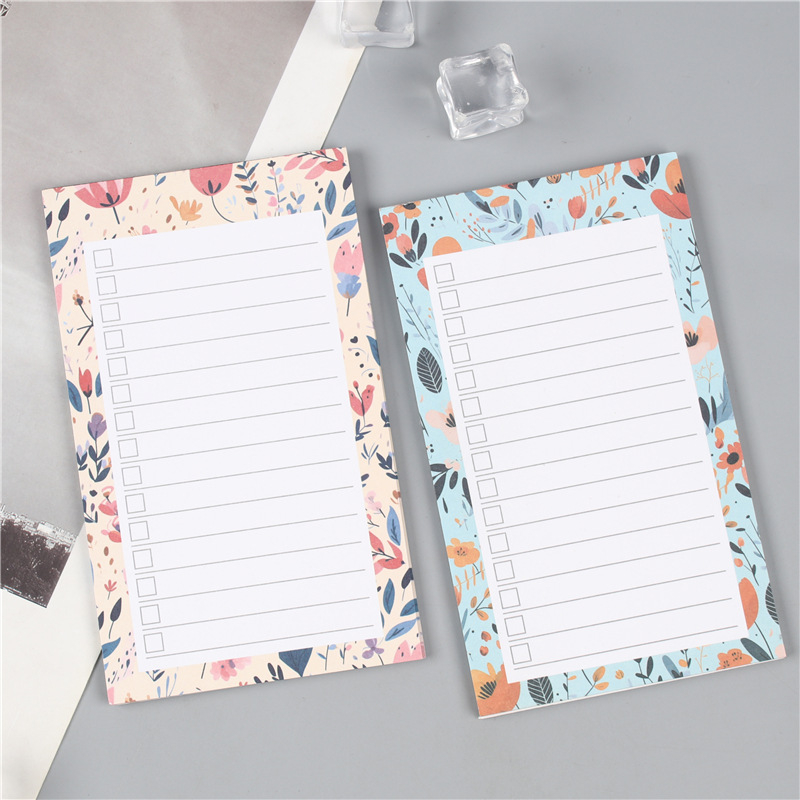 Piezīmju grāmatiņa ar vaļēju vākumu, Woodfree papīrs 75 g, 100–200 lapu, vienkāršs dizains