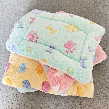 Suns gultas segas ar dzīvnieku motīvu, mīksta un silta, poliesteris; Produkta kategorija: Gulta; Piemērots objekts: Suns; Izcelsme: Ķīna; Produkta kods: jd601099865008865