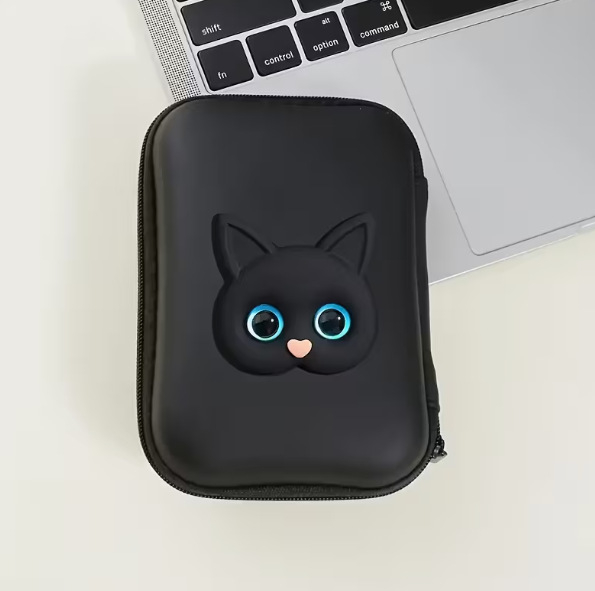 Θήκη προστασίας καλωδίου φορτιστή με μοτίβο γατάκι — καρτούν στυλ, υλικό ρητίνης ημι-μαλακό, συμβατό με βύσμα Apple 20W