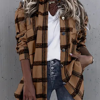 Jaunimo striukė su dryžiu raštu, ruduo 2024, apykaklė su klopė, laisvas kirpimas, patch kišenės