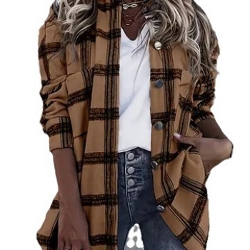 Jaunimo striukė su dryžiu raštu, ruduo 2024, apykaklė su klopė, laisvas kirpimas, patch kišenės