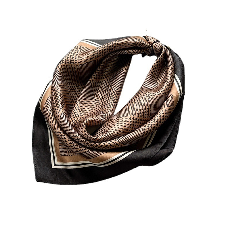 Valley of Beauty šilko šalikas, mažas kvadratas, paprasta audinys, spauda, ruduo