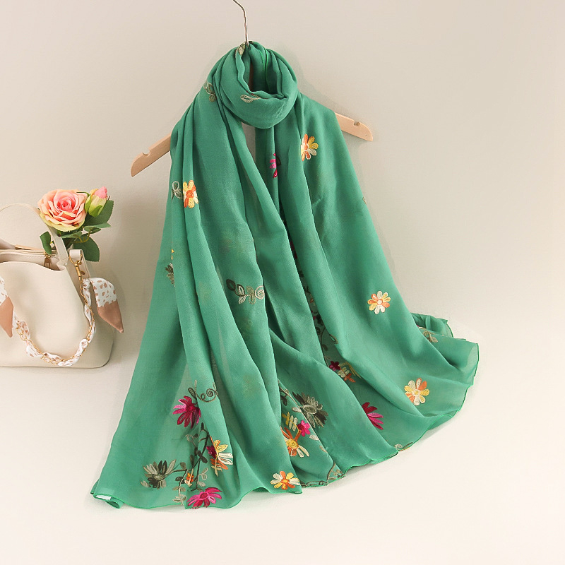 Siuvinėtas šalikėlis iš medvilnės ir lino su kanapių pluoštu, twill audinys, bohemiškas etninio stiliaus, pavasaris