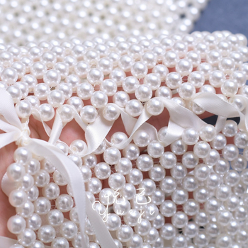 Perlų karoliukų petnešėlių viršūnė, rankų austa | Medžiaga: nailonas-silkas | Megztinis: twill | Raštas: vienos spalvos | Vasara 2024