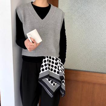 Šilko šalis – Mulberry šilkas, taškuotas modelis, lygi audinys, spauda, kvadrato forma