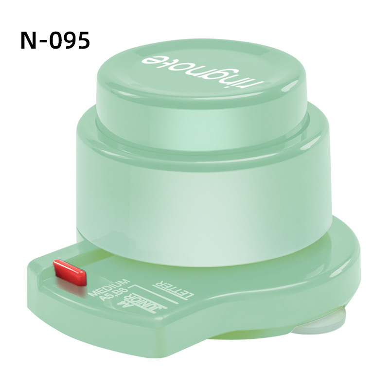 Négylyukas lyukasztó — kézi működtetés, 1–5 lapig, tömege 0,45 kg