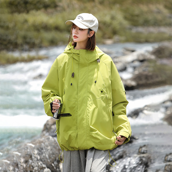 Vyrinė corduroy kapucinė striukė su triušio kailio įdėklu ir poliesterio pamušalu su užtrauktuku