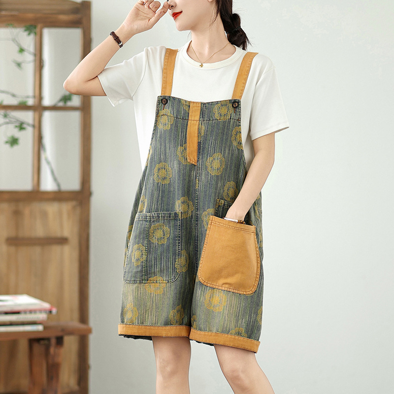 Γυναικείοι denim overalls, χαλαρή γραμμή, υψηλή μέση, ρετρό εκτύπωση, μεγάλες τσέπες, πλύσιμο με νερό και πέτρες