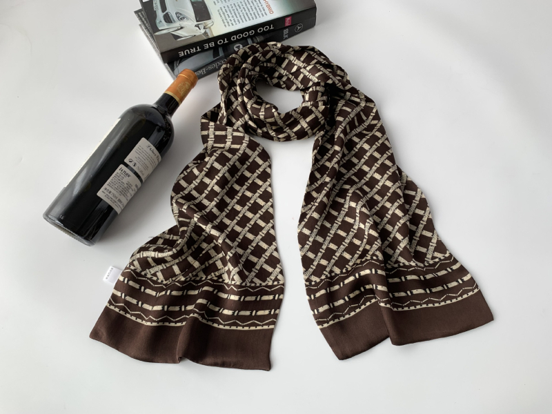 Мъжки шал от Mulberry коприна – Hangzhou произход, средна дължина, есен 2023, стил за градско делово ежедневие