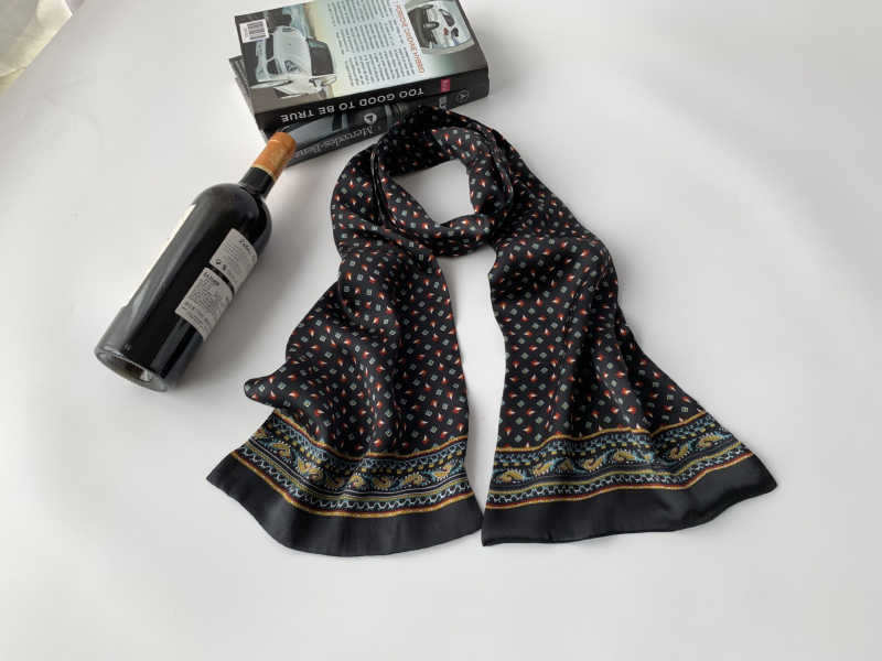 Мъжки шал от Mulberry коприна – Hangzhou произход, средна дължина, есен 2023, стил за градско делово ежедневие