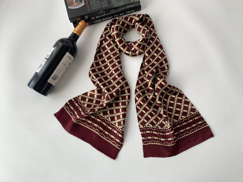 Мъжки шал от Mulberry коприна – Hangzhou произход, средна дължина, есен 2023, стил за градско делово ежедневие