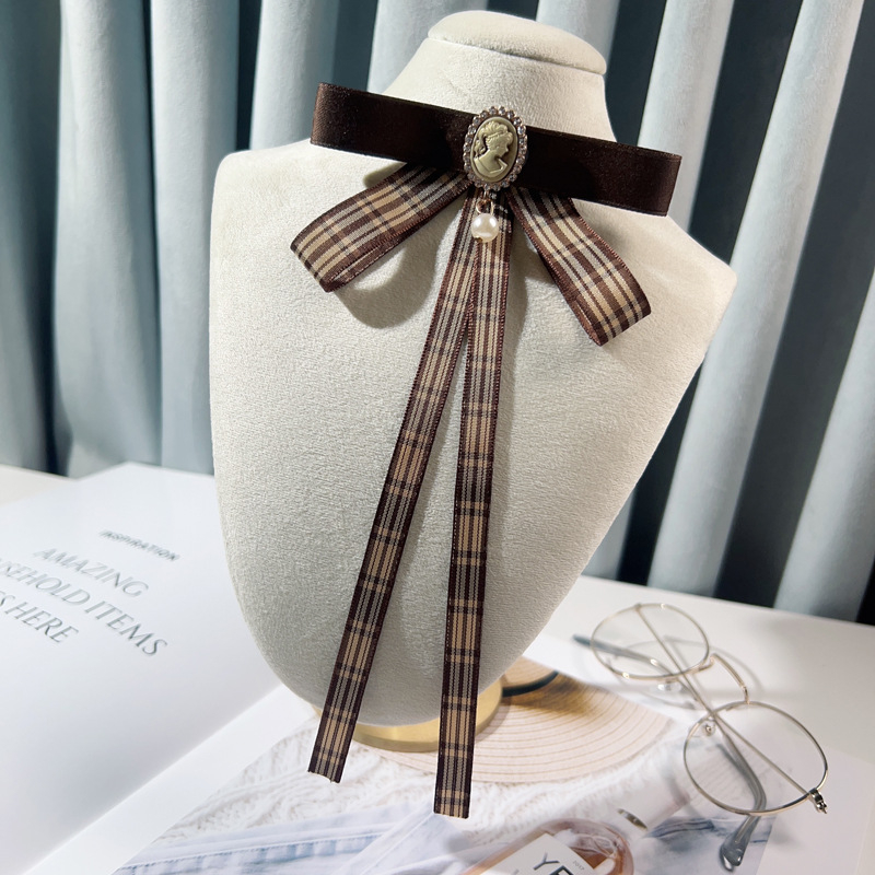 Broš od legure, karirani uzorak, retro jacquard, za žene