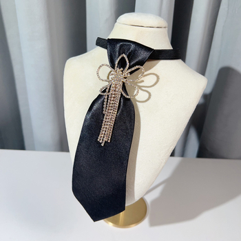 Ženski cvijet za ovratnik s kristalnim resicama, satenski završetak, poliestersko vlakno, cvjetni uzorak, moderan stil