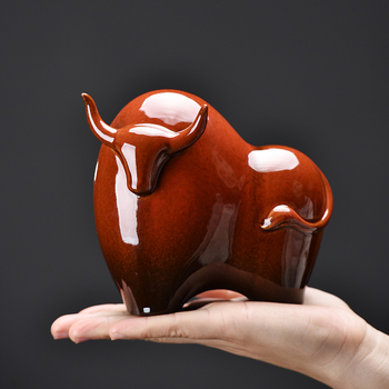 Κεραμική φιγούρα ταύρου σε κινεζικό στυλ, πορσελάνη μονοχρωματικής εμαγιέ; κατηγορία: ζώα; συσκευασία: απλή