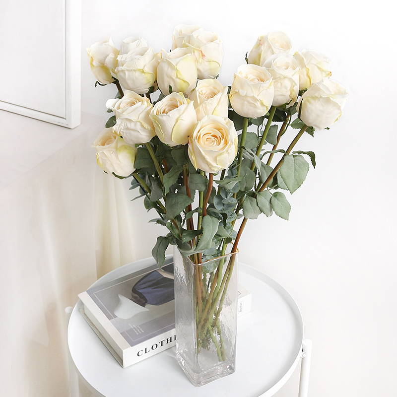 Floare de margaretă din mătase – tehnică de flocking, decor pentru living, ornament pentru vază, recuzită pentru fotografiere