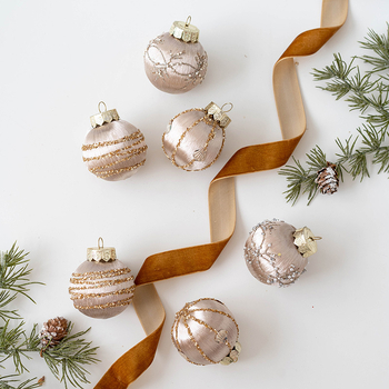 Σετ διακοσμητικών μπάλων για χριστουγεννιάτικο δέντρο – Υλικό: αφρός, Στυλ: μοντέρνο μινιμαλιστικό, Κατασκευή: ημιχειροποίητη/ημιμηχανική, Μάρκα: Spring color