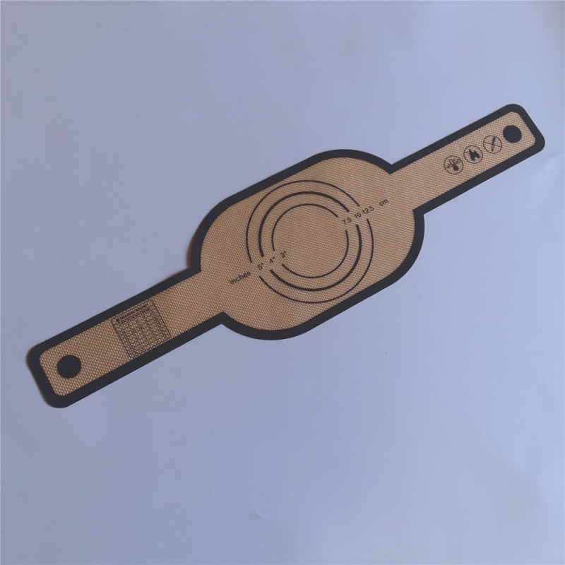 Silikona cepšanas paklājiņš tešas pārvietošanai un mīšanai — neregulāras formas apaļa; materiāls: silikons; logotips drukāts