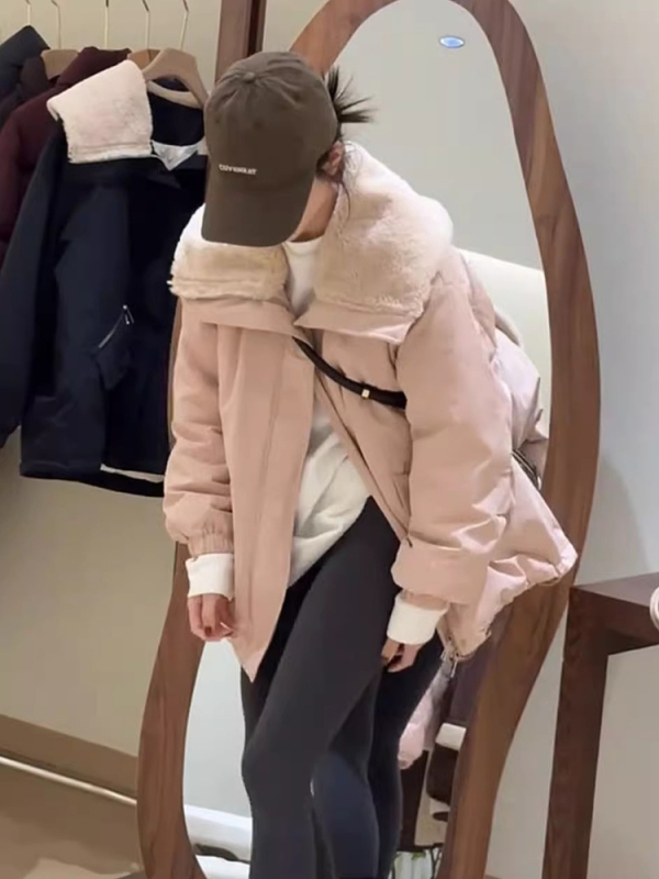 Sieviešu jaka Korejas stilā, bieza ar kapuci, pildījums no zīdkoka un kokvilnas, rāvējslēdzējs priekšā, vidēja garuma, poliestera audums