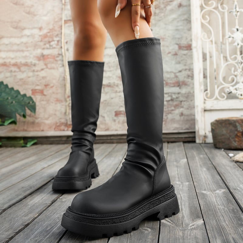Moterų žirginių batų su stora padu iki kelių, PU viršus, gumos padas, šoninis užtrauktukas, vidutinio aukščio kulnas 3–5 cm, 2025 rudens-žiemos kolekcija