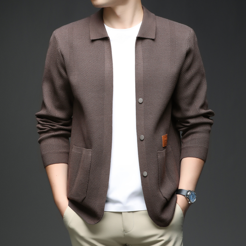 Vyrinis megztinis kardiganas — siauras kirpimas, džakardo audinys, ilgos rankovės, viskozės mišinio 30%