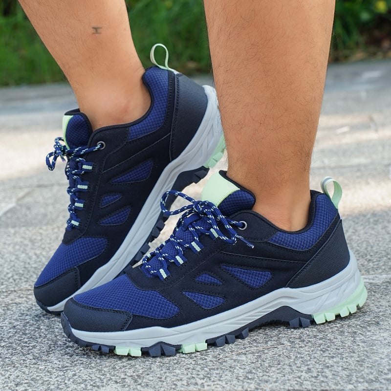 Uniszex túracipő (felsőrész PU + háló; talp: kompozit; zárás: fűzés; belső talp PU; kerek orr)