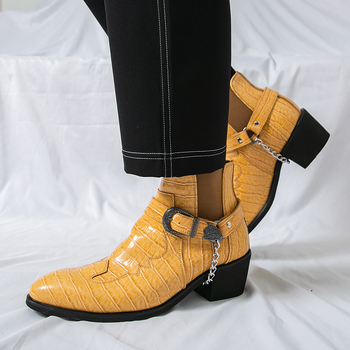 Ανδρικά δερμάτινα μποτάκια - μυτερό δάχτυλο, τακούνι 6-8 cm με κωνικό σχήμα, μεσαίο ύψος, Martens στυλ, PU επάνω μέρος