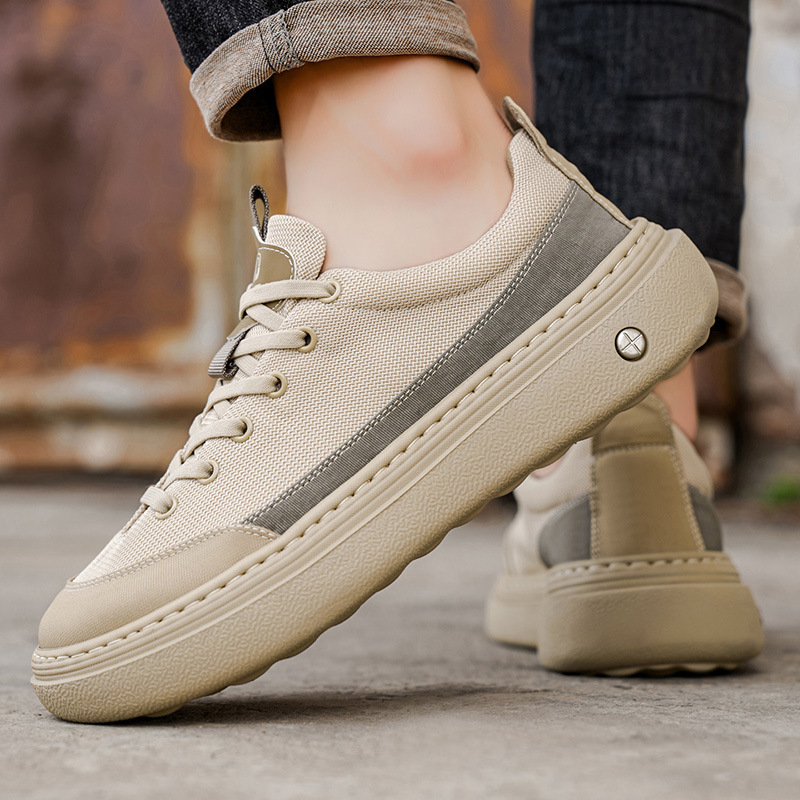 Ανδρικά chunky sneakers, επάνω μέρος από καμβά, σόλα από καουτσούκ, κορδόνια, στρογγυλή μύτη, χαμηλό τακούνι (Άνοιξη 2025)