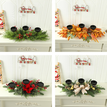 Medinė žvakių laikiklis Kalėdoms su trimis kojomis ir gėlių žiedų dekoru