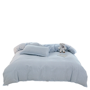 Aloe kokvilnas gultas veļas četrdaļīgs komplekts ar svītru un ģeometrisku rakstu; reaktīvā drukāšana un krāsošana; plakans lakts stils, mūsdienīgs minimālismus