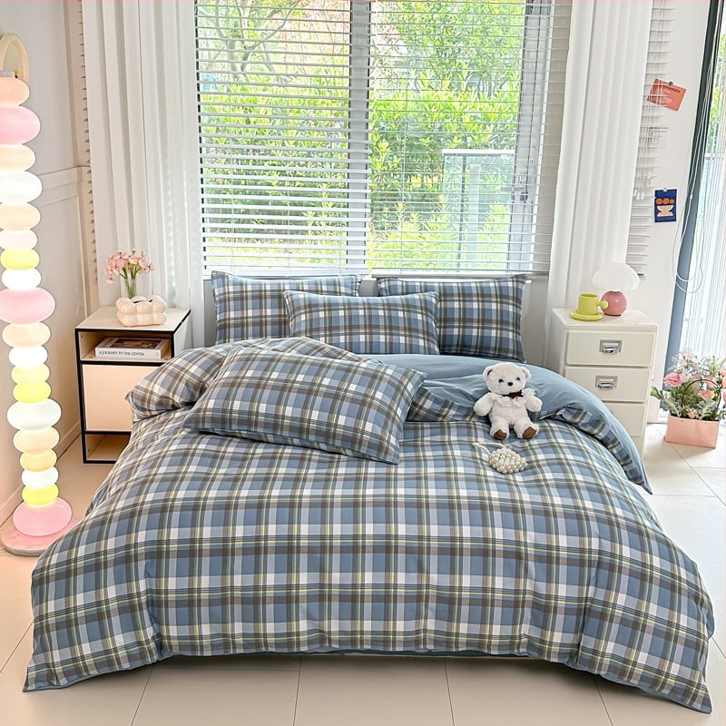 Aloe kokvilnas gultas veļas četrdaļīgs komplekts ar svītru un ģeometrisku rakstu; reaktīvā drukāšana un krāsošana; plakans lakts stils, mūsdienīgs minimālismus