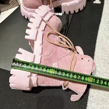 Moteriški mados auliniai batai iš mikropluošto odos, gumos padas, aukštas šarvas, apvali nosis, žemas kulnas 1–3 cm