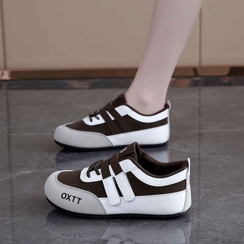 Moteriški slip-on batai su apvaliu pirštu, PU viršus, Velcro užsegimas, injekcijos formuota padas, dryžuotas