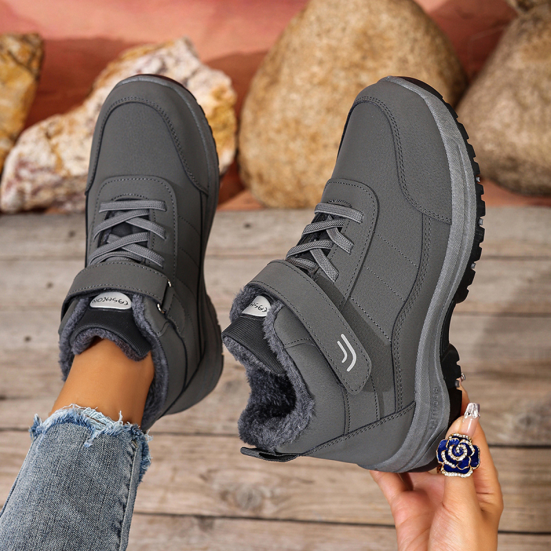 Moterų žieminiai kasdieniai bateliai - PU viršus, apvalus pirštas, dirbtinio pūko pamušalas, PVC padanga, Velcro užsegimas