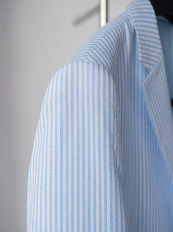 Κοστούμι τριών τεμαχίων από 100% βαμβάκι, στενή γραμμή, ριγέ μοτίβο