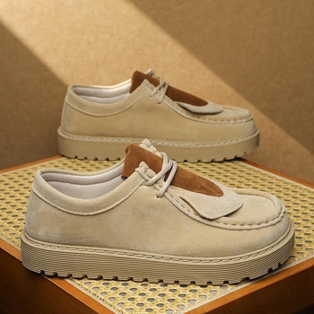 Ανδρικά αθλητικά παπούτσια με τετράγωνη μύτη, επάνω μέρος από μετάξι, φιδιού μοτίο, επένδυση από γούνα προβάτου, συνθετική σόλα