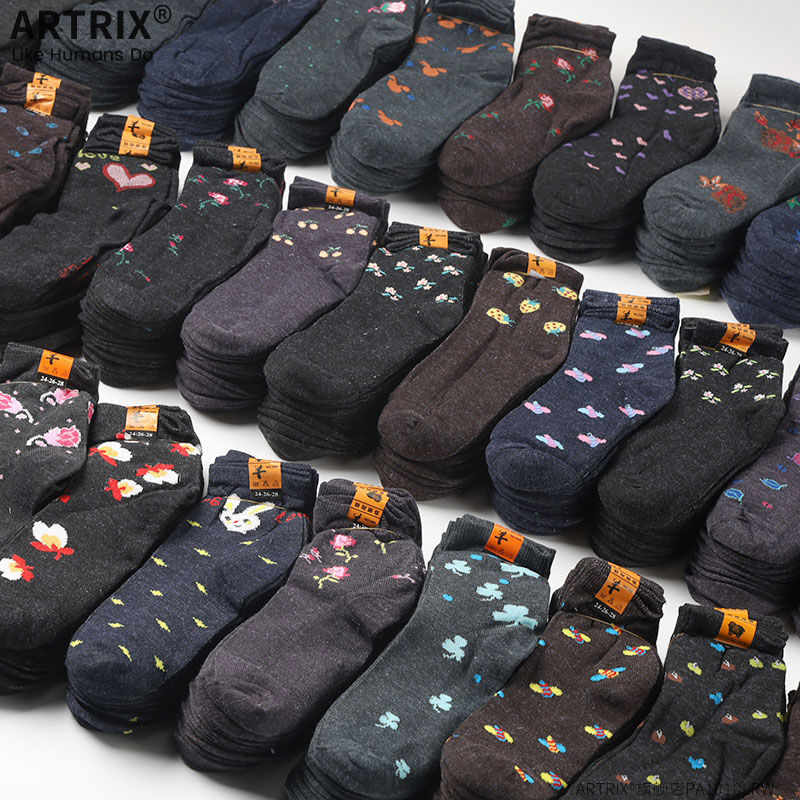 Ikdienas zeķes ar sviediena uzsūcošu audumu, īsas potītes, pavasaris, galvenā materiāla saturs zem 30%