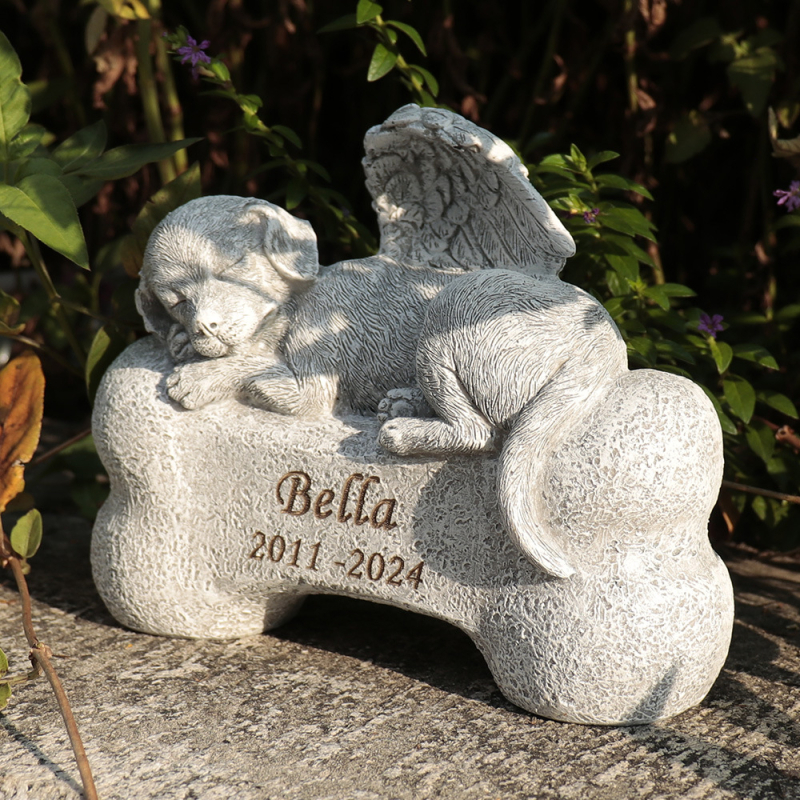 Kerti emlékmű háziállat számára gyantából, lézergravírozással – modern minimalist stílus