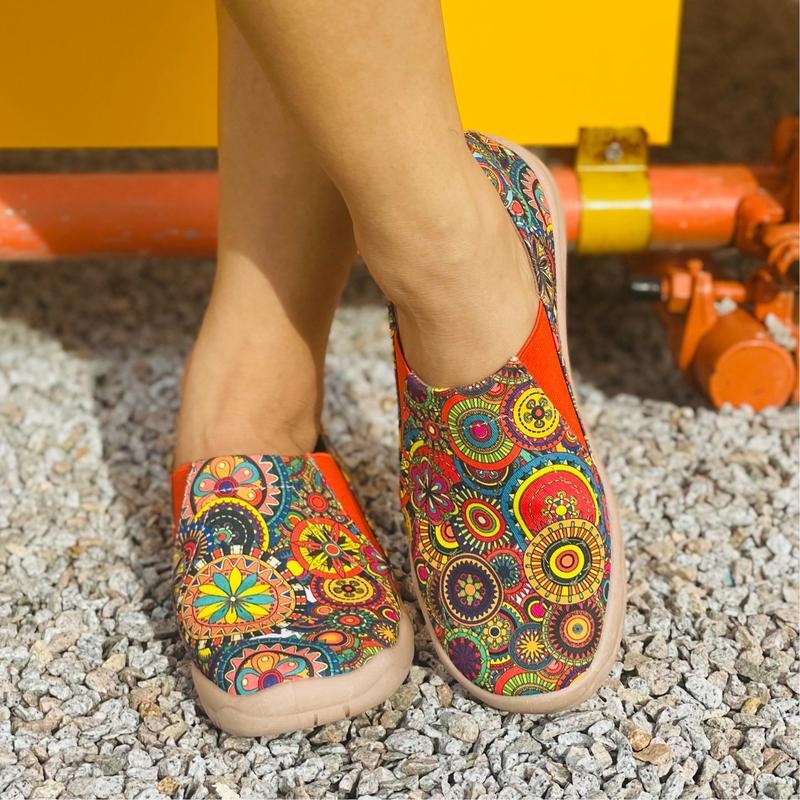 Női alacsony felső részű cipő velúr felsőrésszel, kender fonott talppal, egész évben viselhető