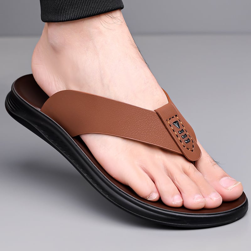 Vīriešu flip-flopi, vasaras 2025. gada modelis, augšējā daļa no liellopu ādas, zole no poliuretāna, zoles konstrukcija no viskozes