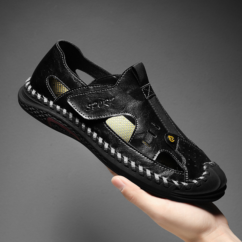 Vyriski odiniai laisvalaikio batai su perforacijomis – apvali nosis, dviejų sluoksnių karvės odos viršus, žemas kulnas 1–3 cm, sekli anga mažiau nei 7 cm, tinka vasarai, pavasariui ir rudeniui