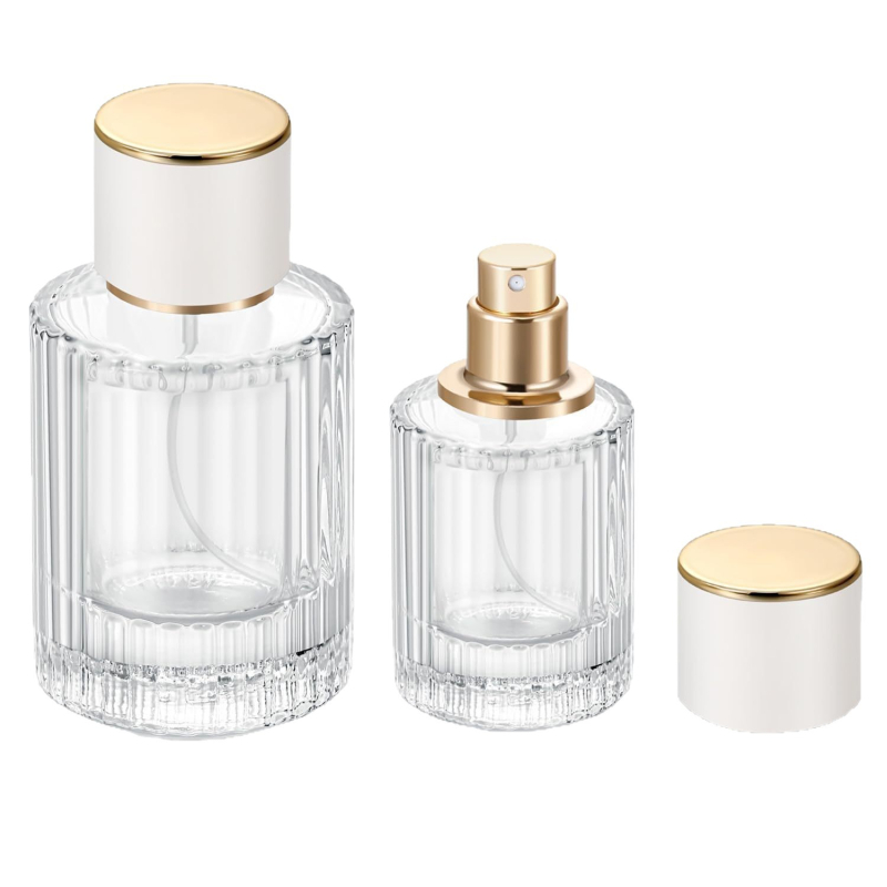 Стъклена бутилка за парфюм със винтово гърло, кръгло прозрачно тяло, дебело вертикално ивично стъкло, голям страничен спрей, тежък капак