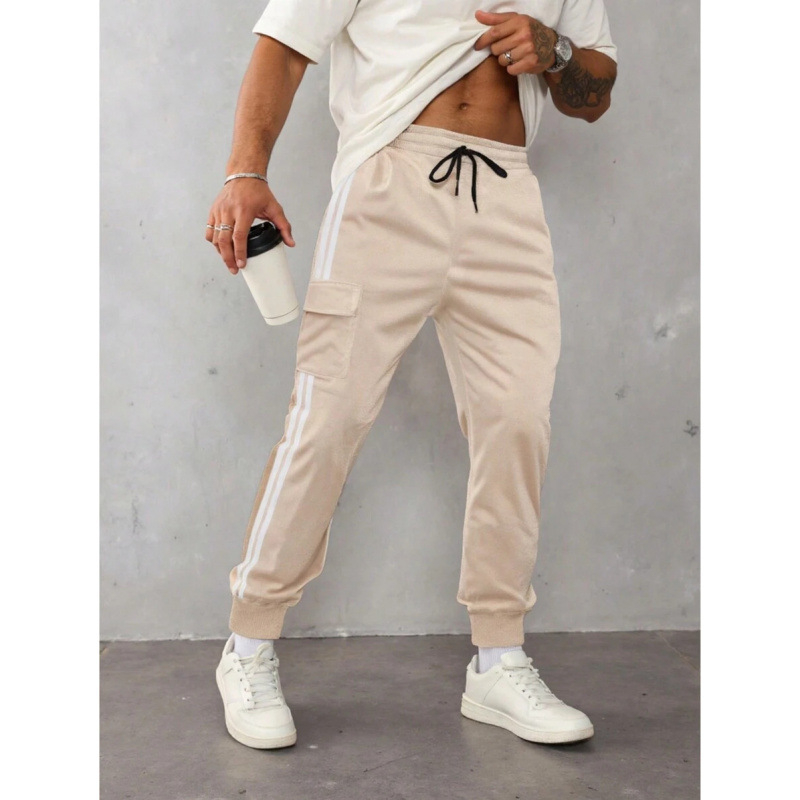 Vyrinės kelnės dryžiais, šoninės kišenės su flap ir raišteliu juosmeniui, laisvas kirpimas, 9/10 ilgio, medžiaga CVC