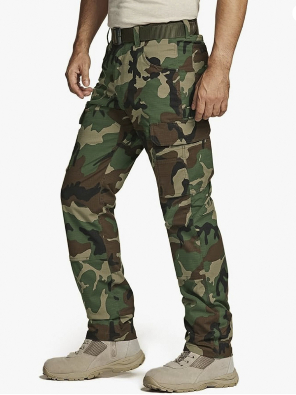 Vyrų taktinės darbo kelnės su maskavimo raštu, aukštas juosmuo, užtrauktukas, tiesus kirpimas, kelios kišenės, poliesteris