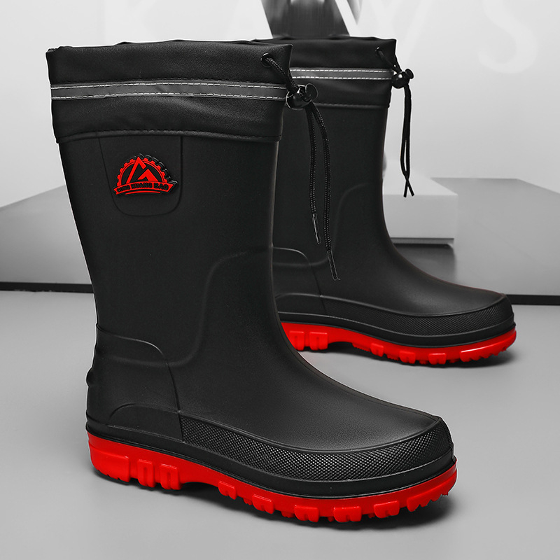 Cizme de ploaie pentru bărbați până la gambe medii, slip-on, partea superioară din plastic, talpă din cauciuc, antiderapante