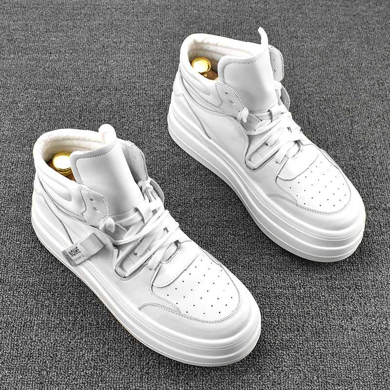 Средно високи дишащи корейски стил ежедневни мъжки маратонки с горна част от кравешка кожа и PU стелка