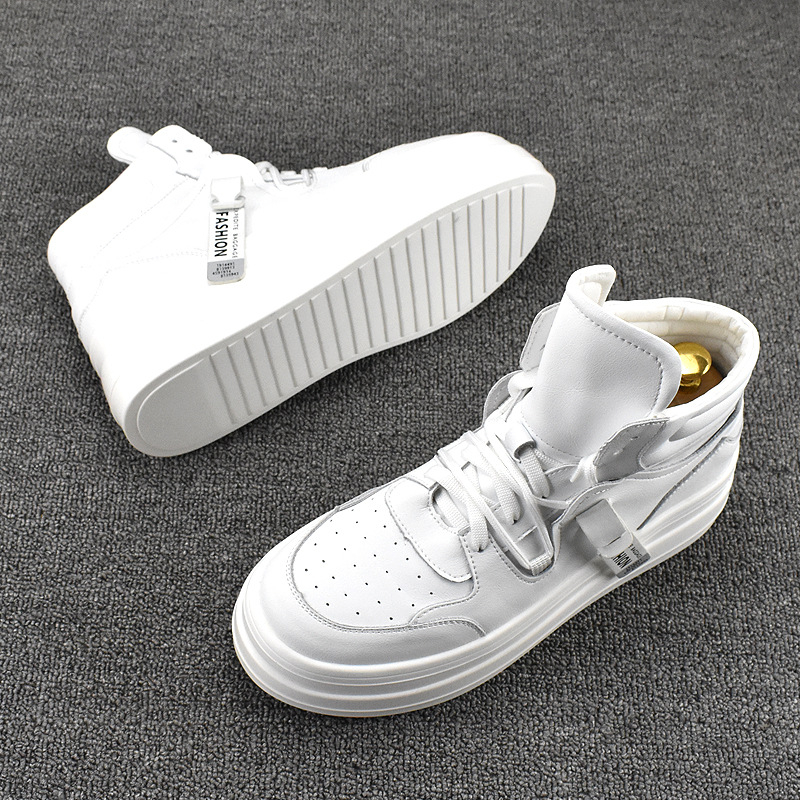 Средно високи дишащи корейски стил ежедневни мъжки маратонки с горна част от кравешка кожа и PU стелка