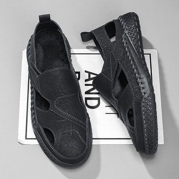 Ανδρικά καλοκαιρινά σανδάλια με διάτρητο σχέδιο, διαπνέουσα μαλακή σόλα, άνω μέρος από nubuck δέρμα, σε ρωμαϊκό στυλ