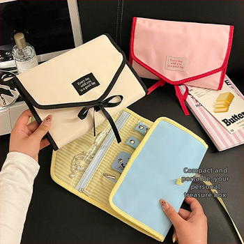 Nešiojama juvelyrinių dirbinių saugojimo rankinė - rankinės stiliaus, sulankstoma, poliesteris, šiuolaikinis minimalistinis dizainas